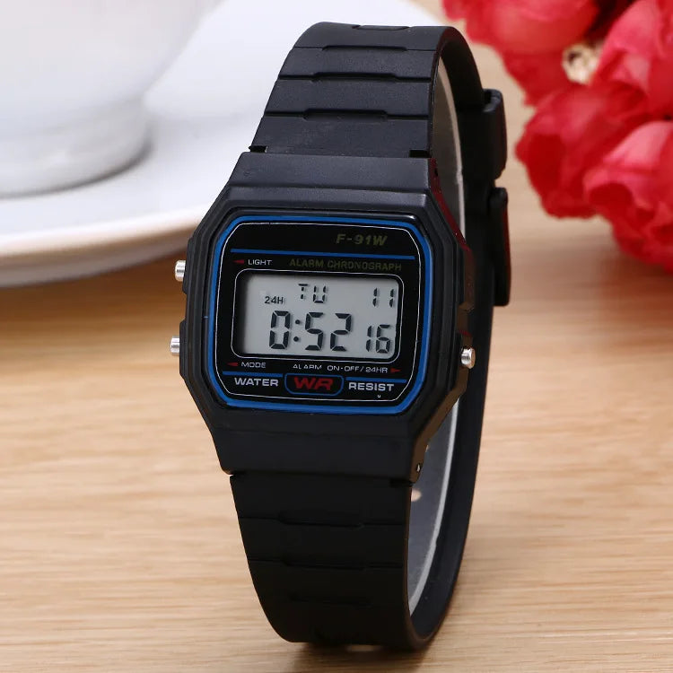 Reloj Digital Retro Palermo